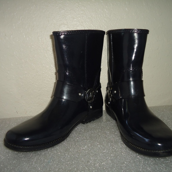 Michael Kors Womens Black Rain Ankle Boots US 8.5 - Picture 4 of 16
